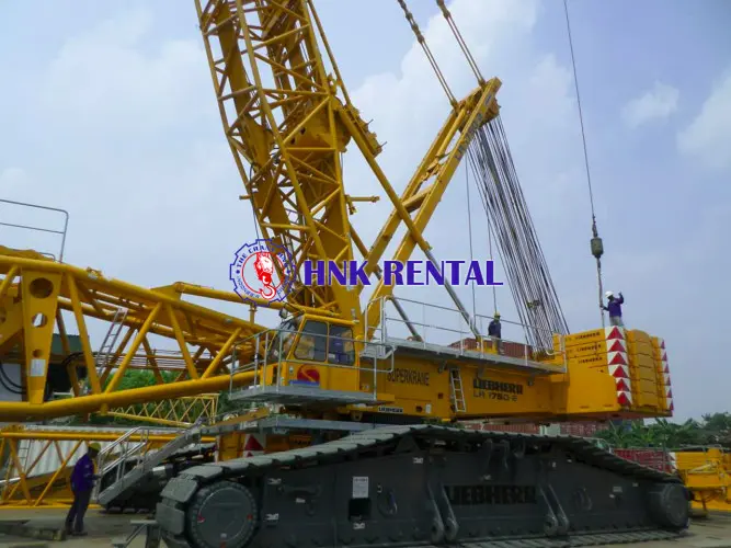  Sewa Unic Crane  pelabuhan brantas mojokerto